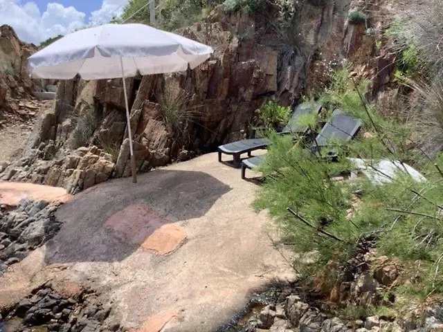 Magique Creek, Piscine Naturelle Dans Les Rochers Villa