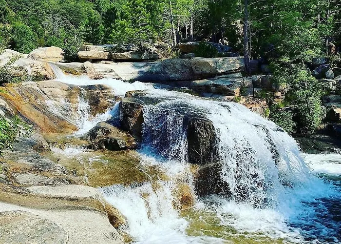 Magique Creek, Piscine Naturelle Dans Les Rochers 别墅 *